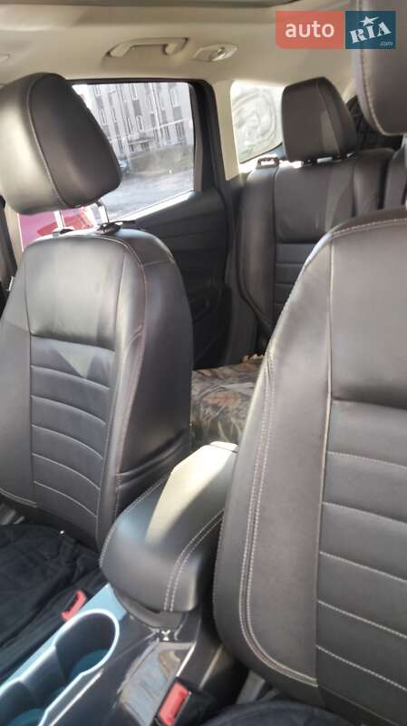 Позашляховик / Кросовер Ford Escape 2014 в Бориславі