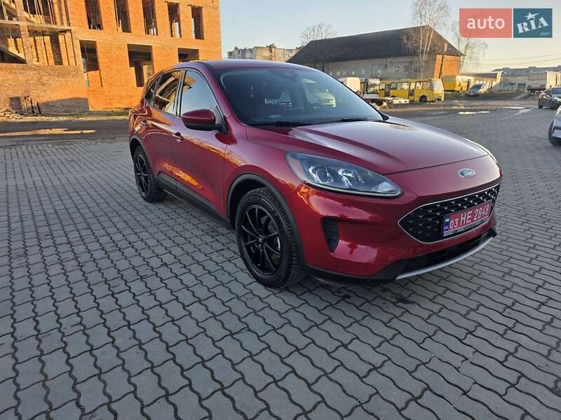 Позашляховик / Кросовер Ford Escape 2020 в Коломиї