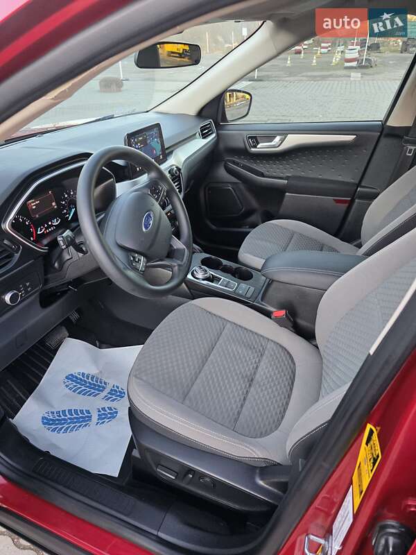 Позашляховик / Кросовер Ford Escape 2020 в Коломиї