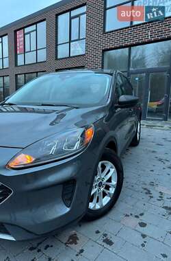 Внедорожник / Кроссовер Ford Escape 2021 в Тернополе