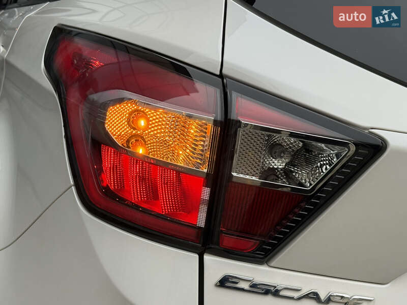 Позашляховик / Кросовер Ford Escape 2017 в Дрогобичі фото 33 Позашляховик / Кросовер Ford Escape 2017 в Дрогобичі