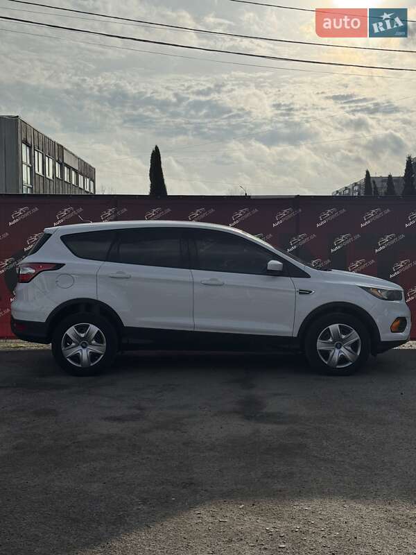 Внедорожник / Кроссовер Ford Escape 2017 в Сумах фото 4 Внедорожник / Кроссовер Ford Escape 2017 в Сумах