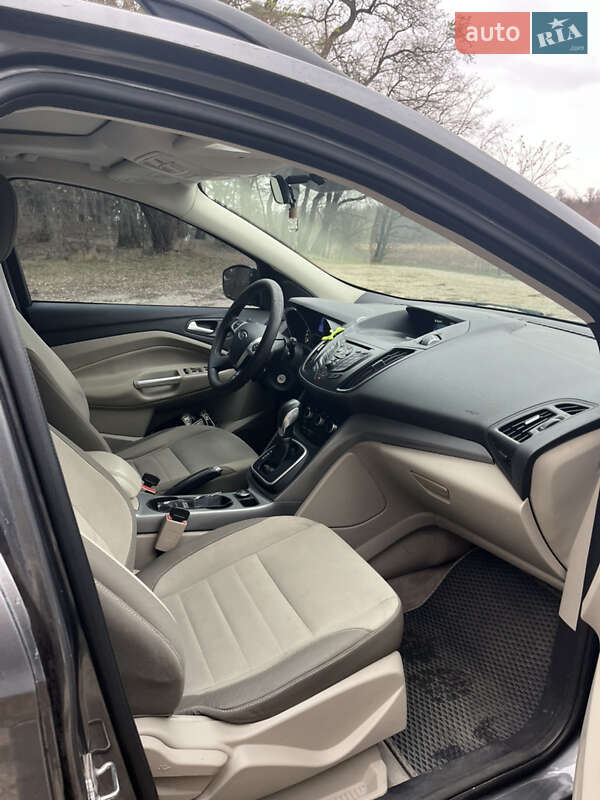 Позашляховик / Кросовер Ford Escape 2012 в Варві