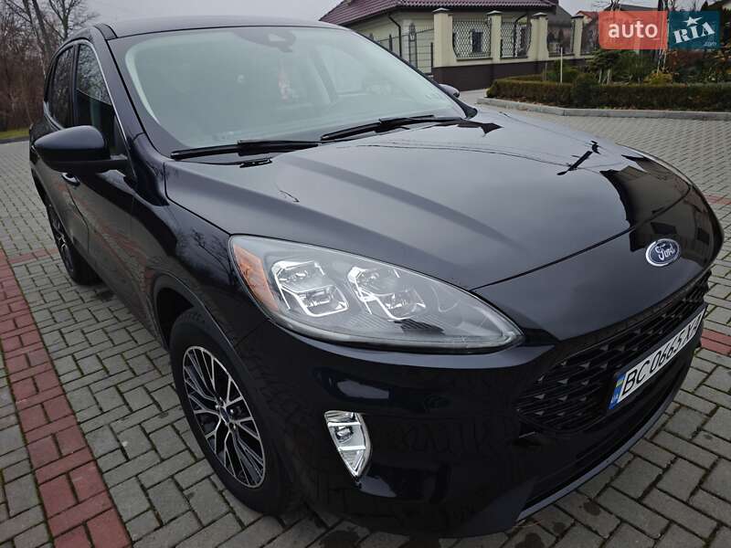 Внедорожник / Кроссовер Ford Escape 2021 в Золочеве