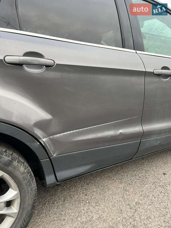 Внедорожник / Кроссовер Ford Escape 2013 в Иршаве