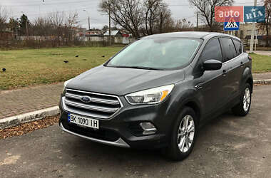 Внедорожник / Кроссовер Ford Escape 2016 в Ровно