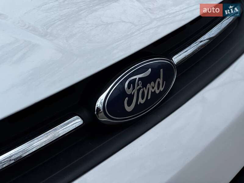 Внедорожник / Кроссовер Ford Escape 2014 в Ахтырке фото 7 Внедорожник / Кроссовер Ford Escape 2014 в Ахтырке