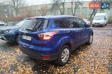 Внедорожник / Кроссовер Ford Escape 2016 в Ровно