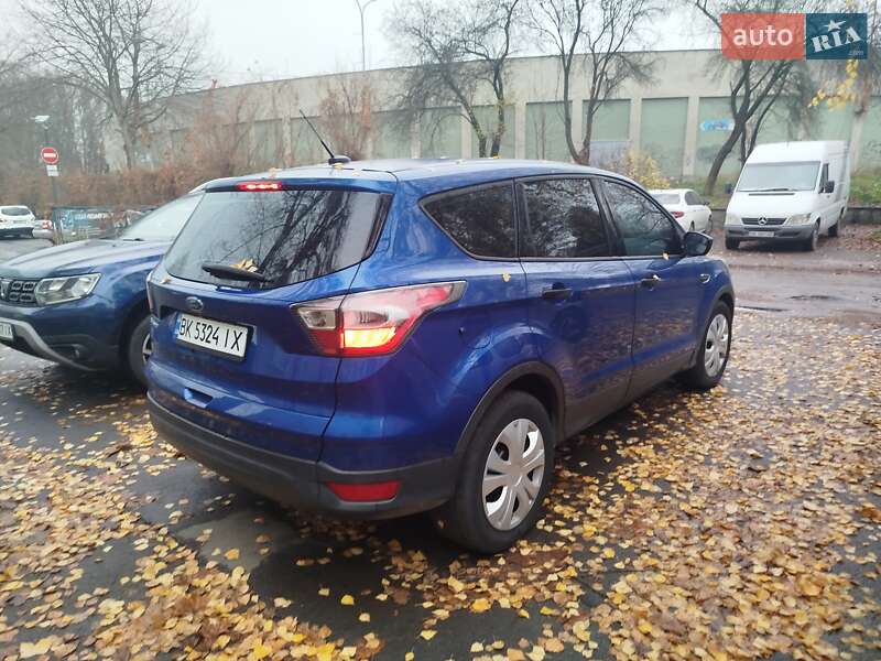 Внедорожник / Кроссовер Ford Escape 2016 в Ровно