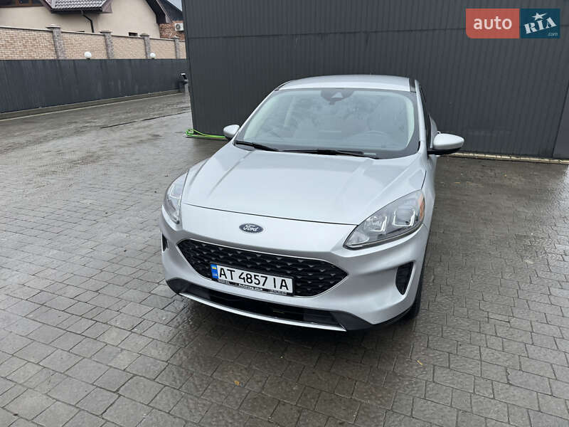 Позашляховик / Кросовер Ford Escape 2020 в Івано-Франківську