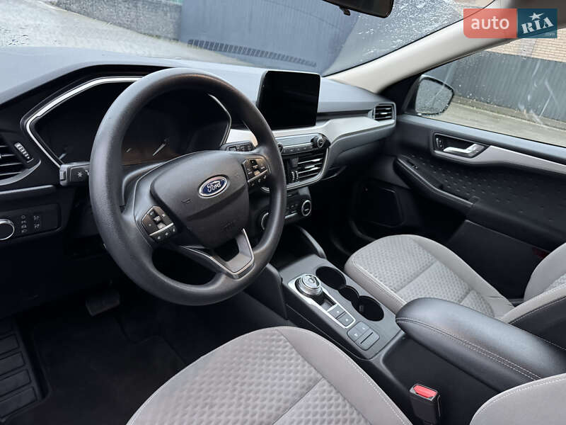 Позашляховик / Кросовер Ford Escape 2020 в Івано-Франківську