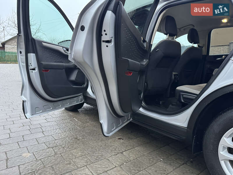 Позашляховик / Кросовер Ford Escape 2020 в Івано-Франківську