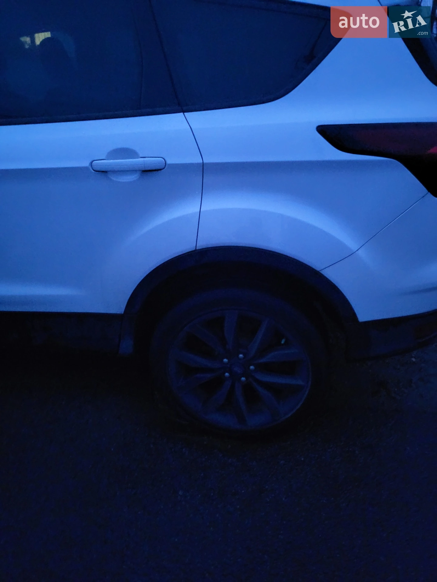 2019 Ford Escape - мініатюра 2