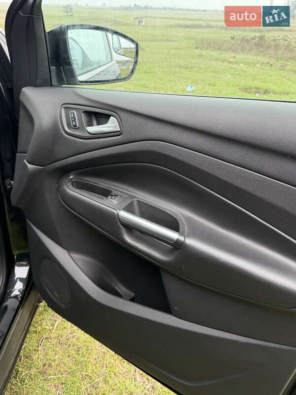 Внедорожник / Кроссовер Ford Escape 2014 в Очакове