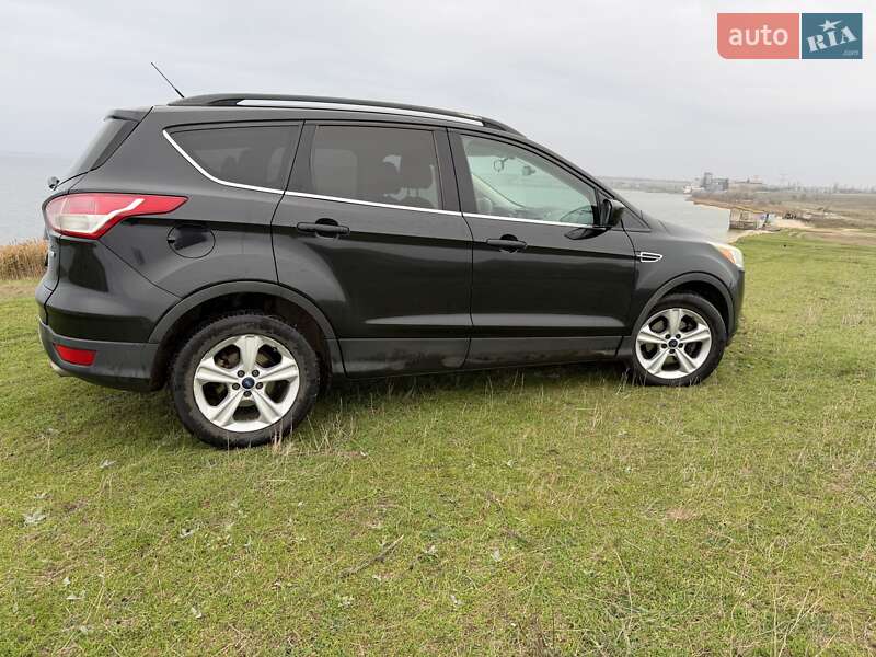 Внедорожник / Кроссовер Ford Escape 2014 в Очакове