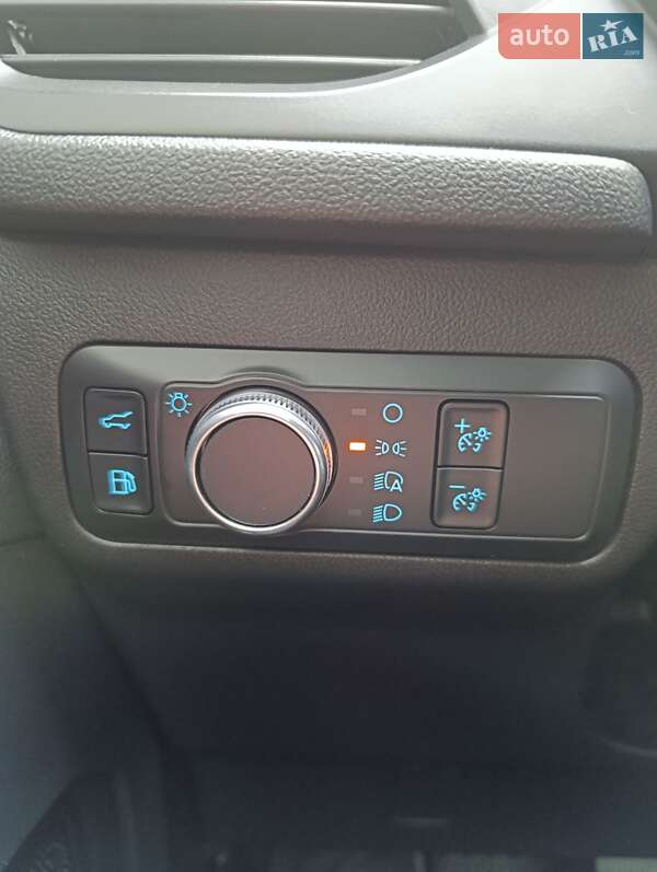 Внедорожник / Кроссовер Ford Escape 2020 в Ивано-Франковске