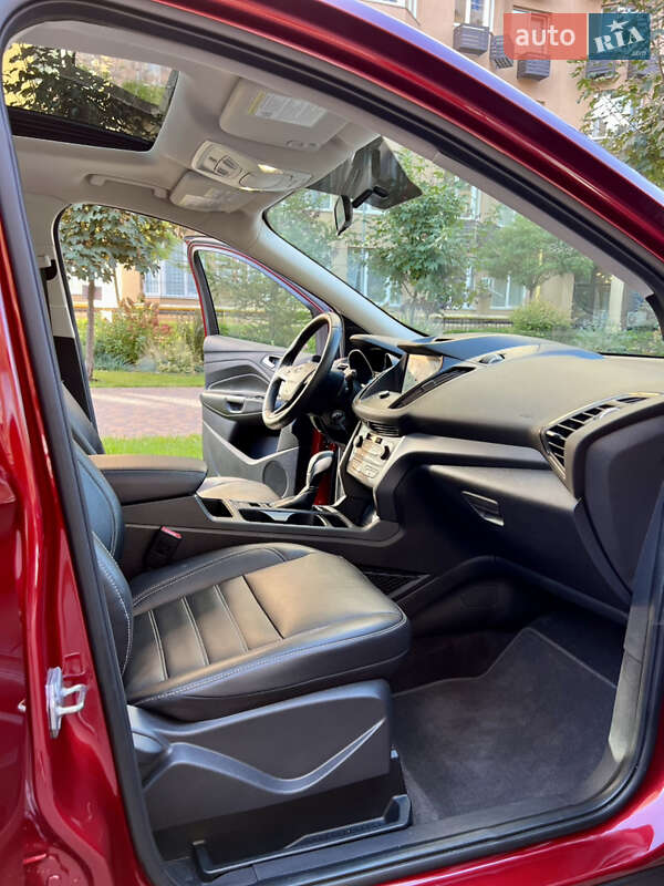 Внедорожник / Кроссовер Ford Escape 2018 в Киеве