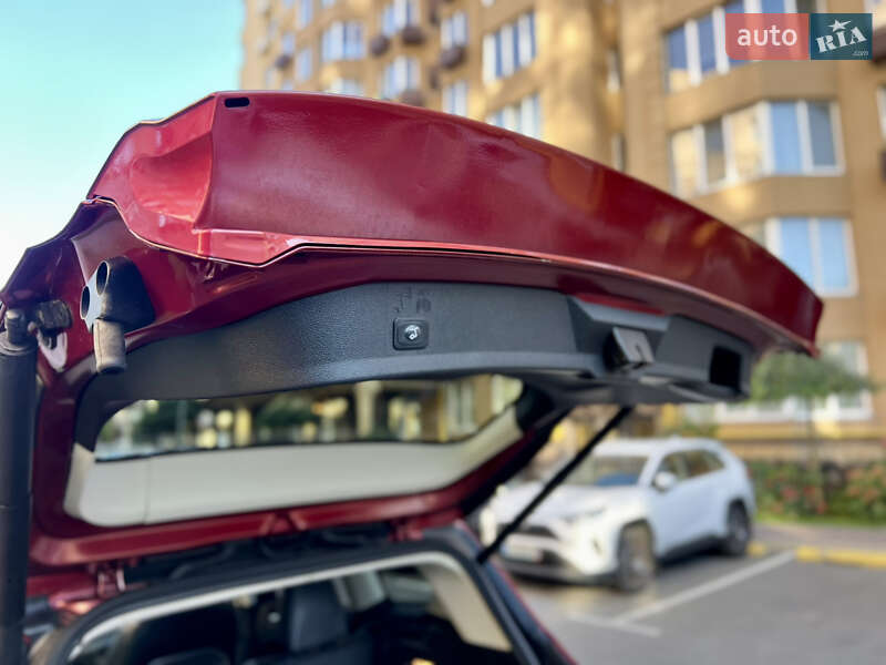 Внедорожник / Кроссовер Ford Escape 2018 в Киеве