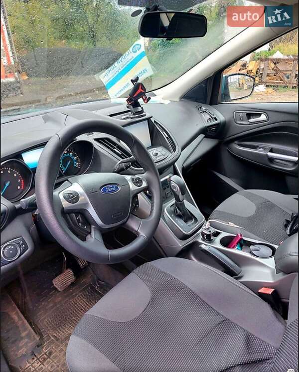 Внедорожник / Кроссовер Ford Escape 2013 в Харькове