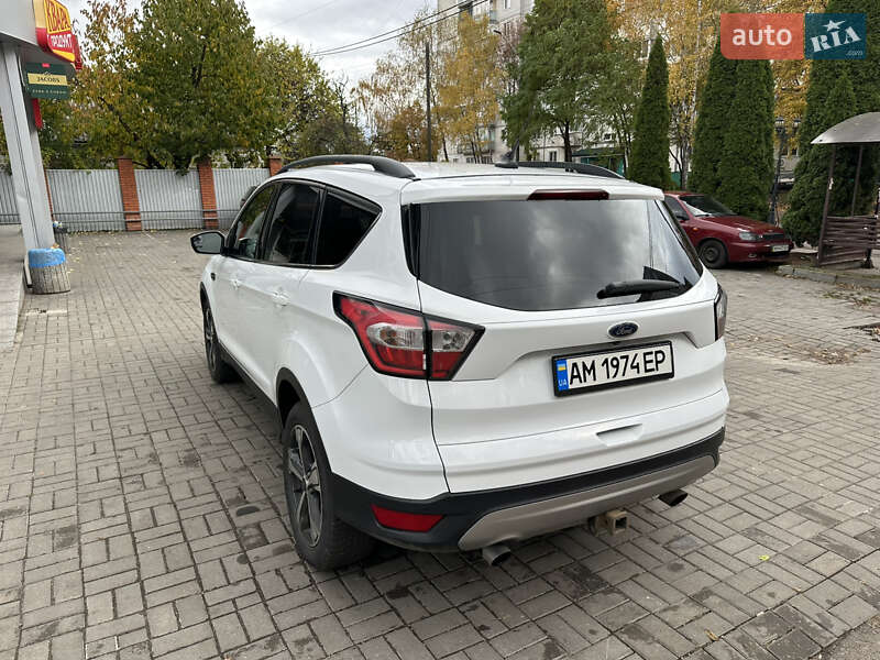 Внедорожник / Кроссовер Ford Escape 2018 в Житомире