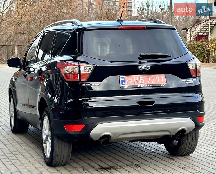 Внедорожник / Кроссовер Ford Escape 2017 в Житомире