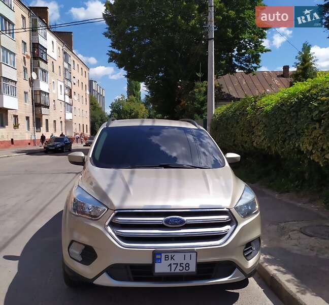 Внедорожник / Кроссовер Ford Escape 2017 в Ровно фото 13 Внедорожник / Кроссовер Ford Escape 2017 в Ровно