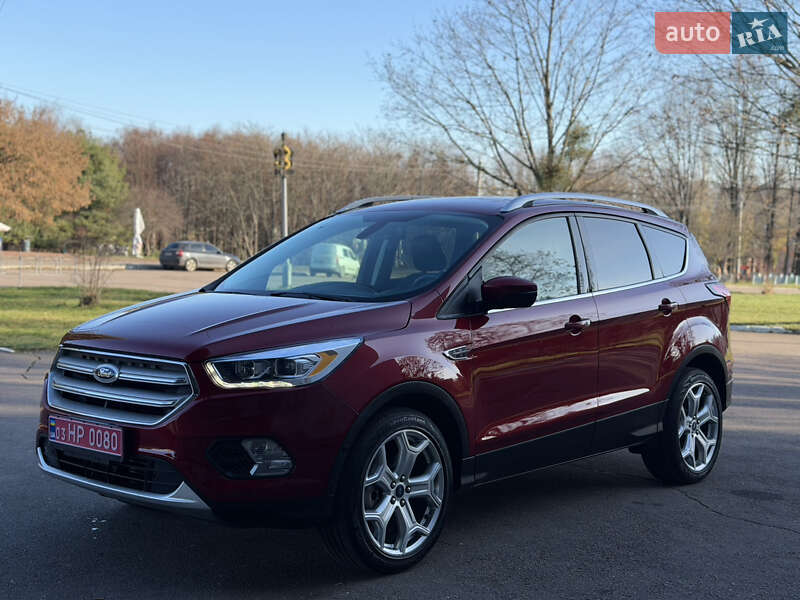 Внедорожник / Кроссовер Ford Escape 2019 в Ровно