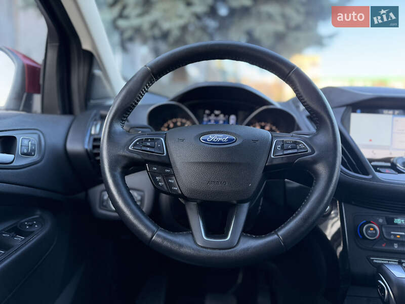 Внедорожник / Кроссовер Ford Escape 2019 в Ровно