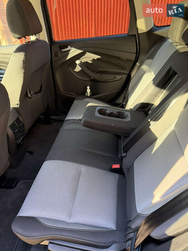 Внедорожник / Кроссовер Ford Escape 2016 в Львове фото 7 Внедорожник / Кроссовер Ford Escape 2016 в Львове