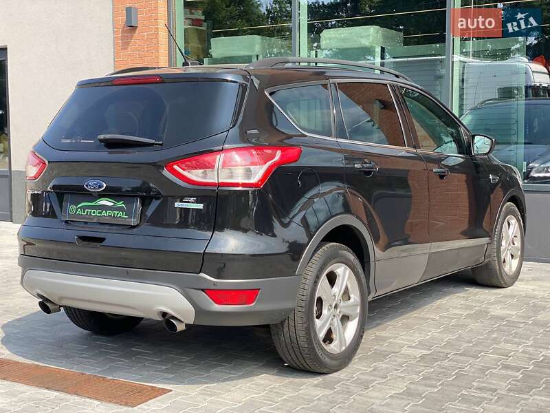 Внедорожник / Кроссовер Ford Escape 2015 в Киеве