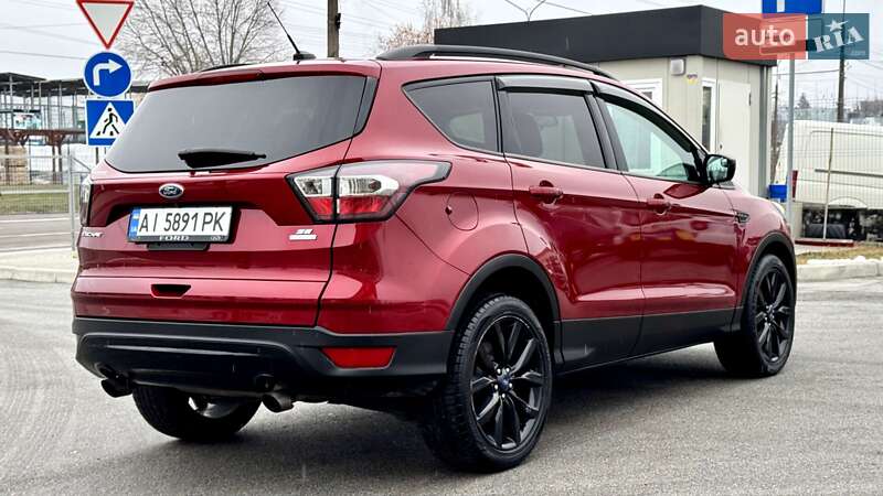Внедорожник / Кроссовер Ford Escape 2016 в Белой Церкви