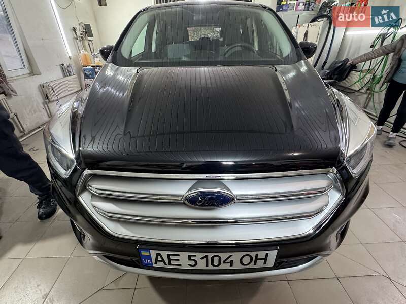Внедорожник / Кроссовер Ford Escape 2017 в Днепре фото 2 Внедорожник / Кроссовер Ford Escape 2017 в Днепре