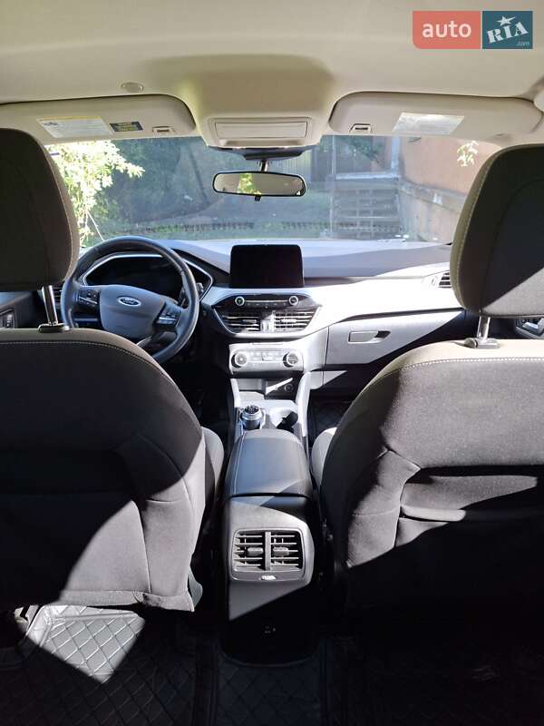 Внедорожник / Кроссовер Ford Escape 2020 в Тернополе