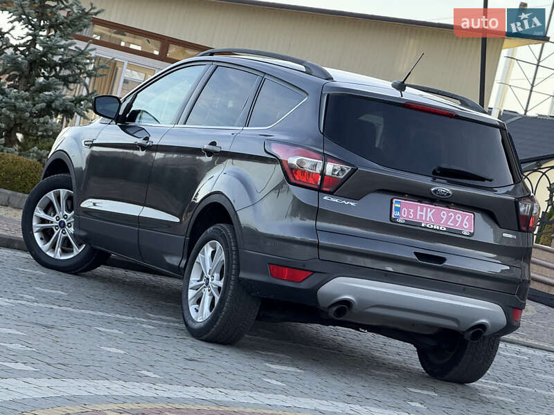 Позашляховик / Кросовер Ford Escape 2017 в Дрогобичі
