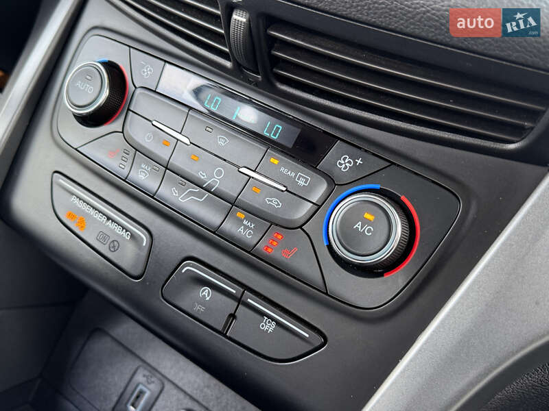 Позашляховик / Кросовер Ford Escape 2017 в Дрогобичі