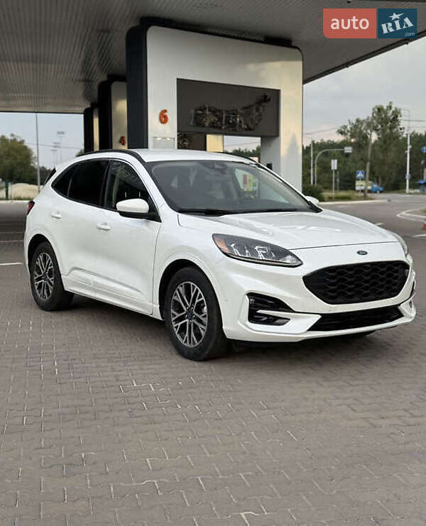 Внедорожник / Кроссовер Ford Escape 2020 в Одессе