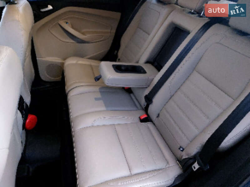 Внедорожник / Кроссовер Ford Escape 2019 в Львове