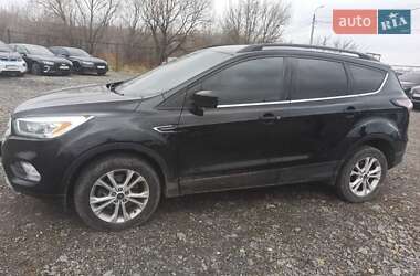 Внедорожник / Кроссовер Ford Escape 2016 в Хмельницком