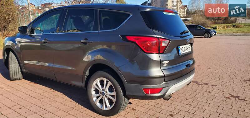 Внедорожник / Кроссовер Ford Escape 2019 в Трускавце