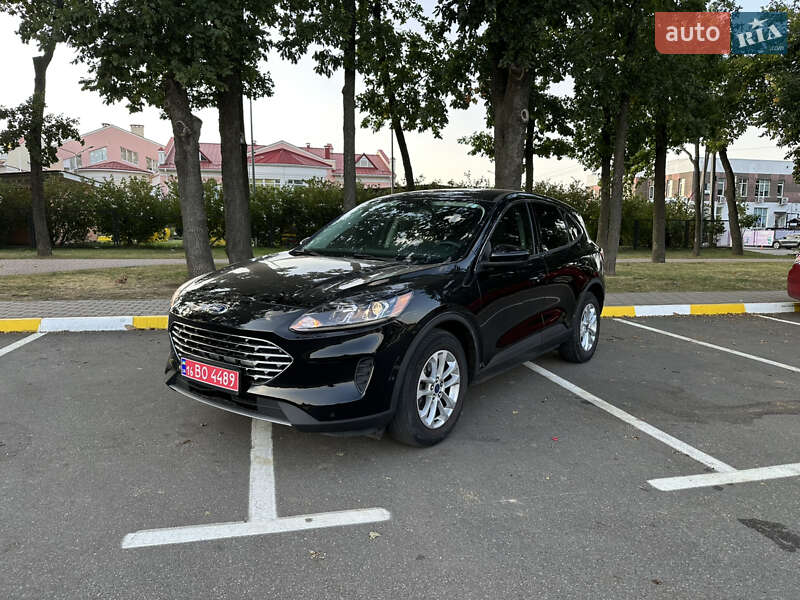 Позашляховик / Кросовер Ford Escape 2021 в Києві