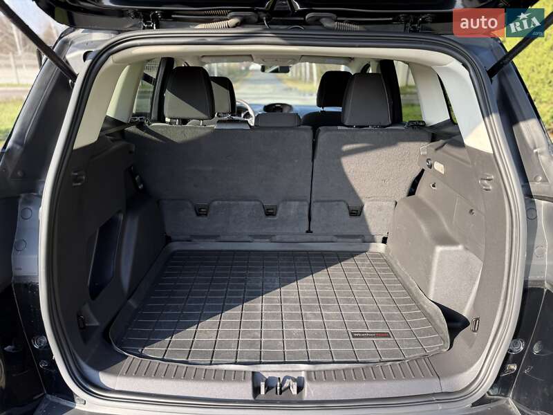 Внедорожник / Кроссовер Ford Escape 2017 в Днепре