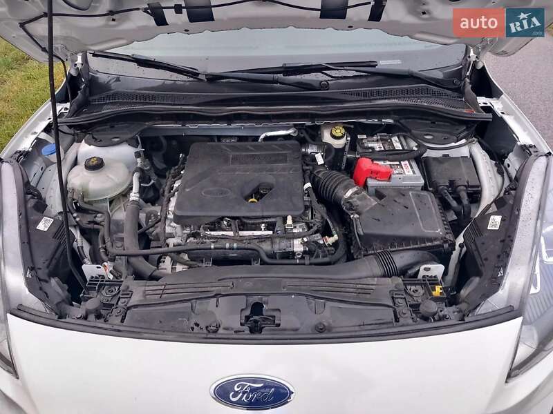 Внедорожник / Кроссовер Ford Escape 2020 в Сумах