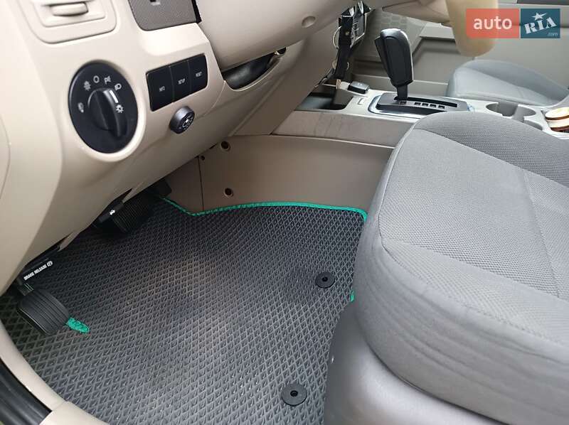 Позашляховик / Кросовер Ford Escape 2008 в Києві