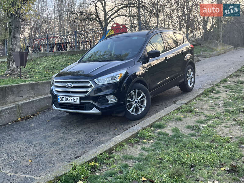 Внедорожник / Кроссовер Ford Escape 2019 в Николаеве