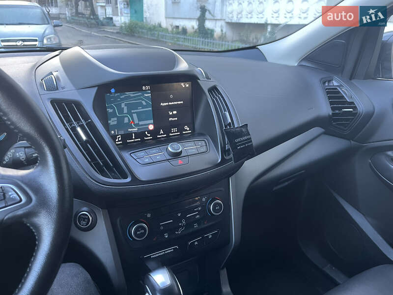 Внедорожник / Кроссовер Ford Escape 2019 в Николаеве