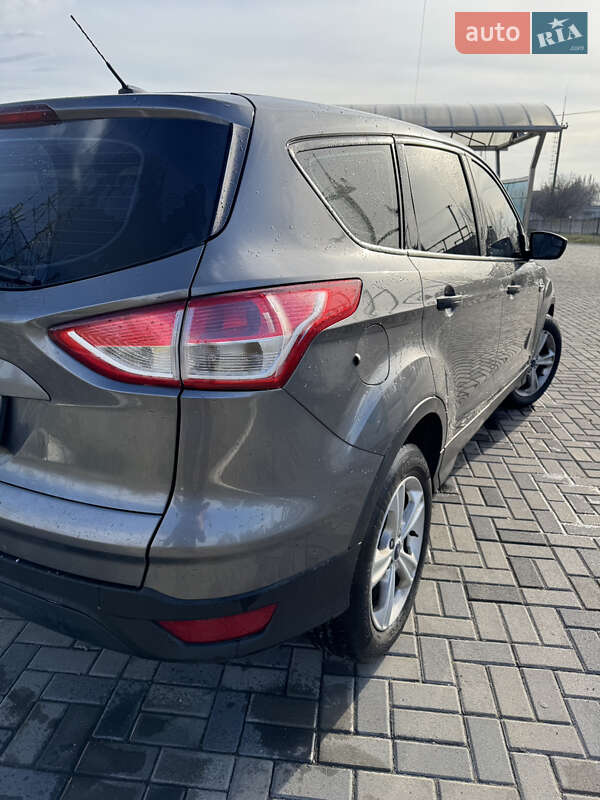 Внедорожник / Кроссовер Ford Escape 2014 в Днепре