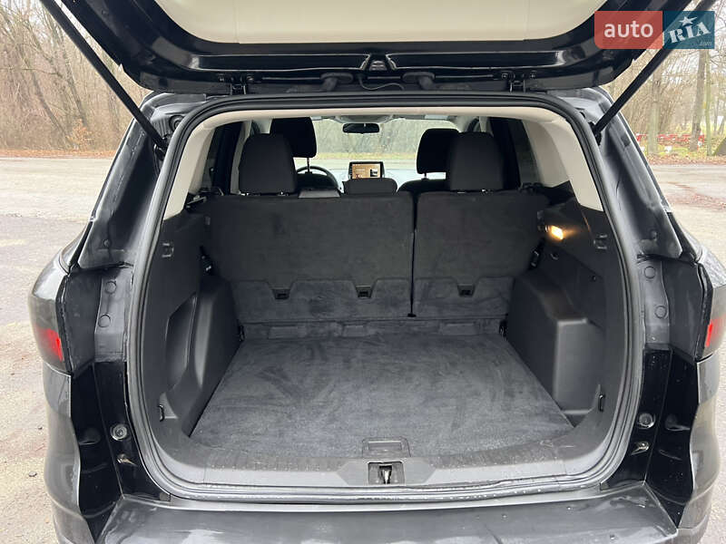 Внедорожник / Кроссовер Ford Escape 2016 в Черкассах