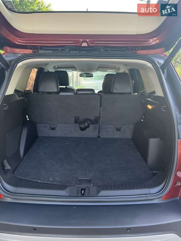 Позашляховик / Кросовер Ford Escape 2015 в Львові