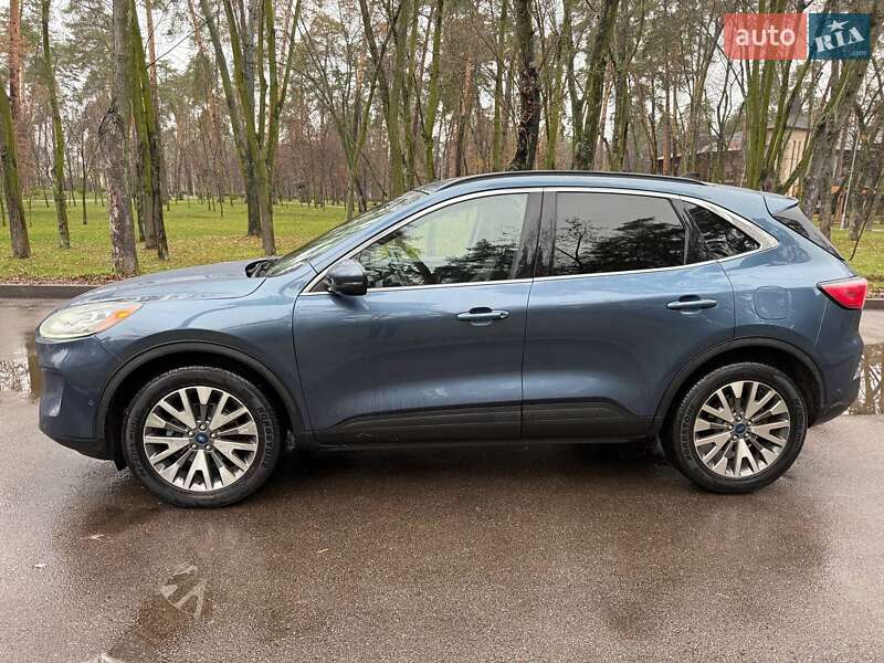 Позашляховик / Кросовер Ford Escape 2020 в Києві