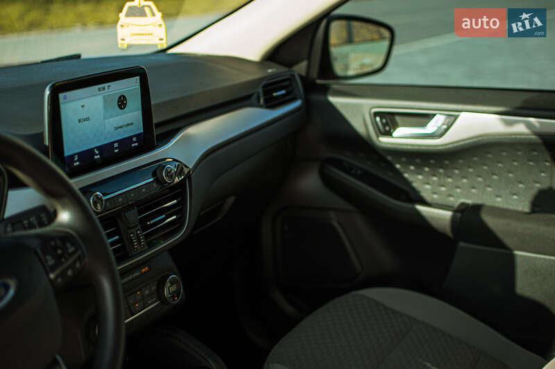 Внедорожник / Кроссовер Ford Escape 2019 в Львове